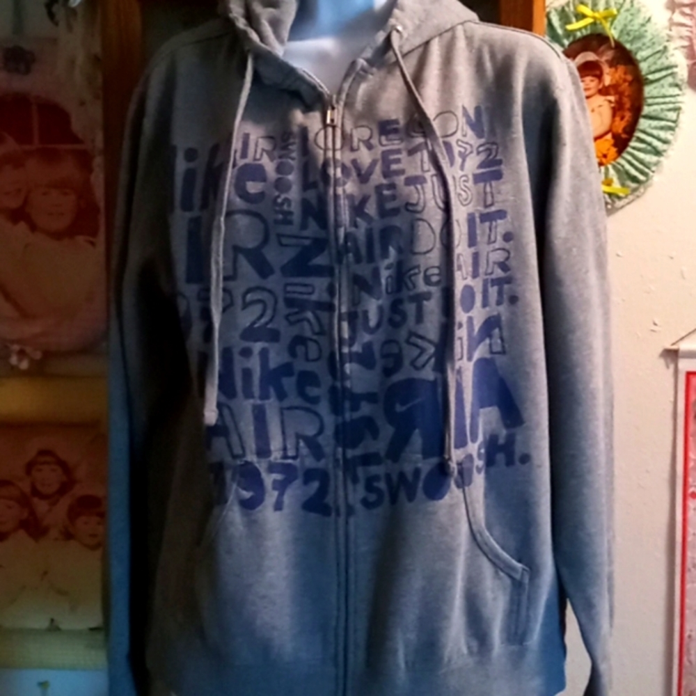 NIKE, Zip Down,Hoody,Gray Sweatshirt with Purple Nike Print on Front💜